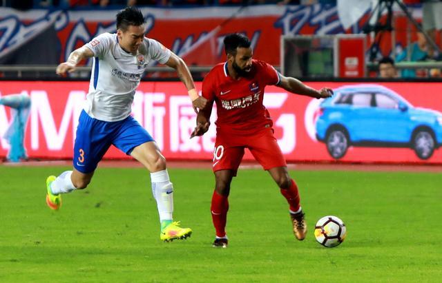 赛前瓦伦西亚备战中超，强势反弹细节曝光，话题不断，身体对抗强度拉满