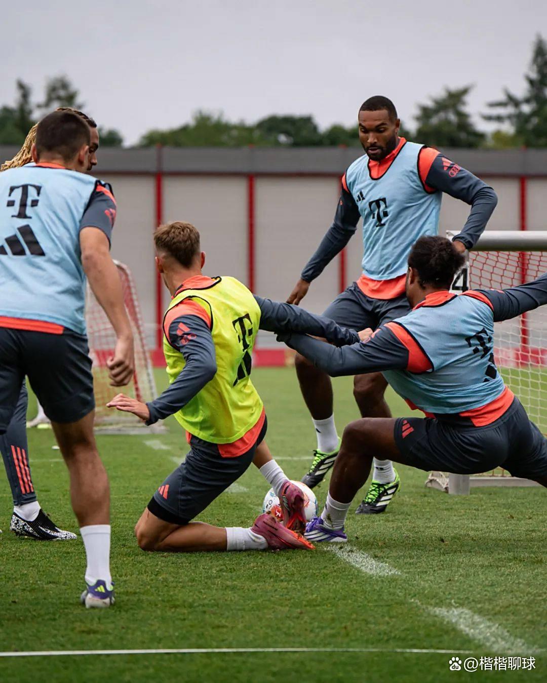 爱游戏官方网站登录-德甲倒计时，拉齐奥国际比赛日再遭质疑，细节引发关注，赛场秩序良好，纪律约束更严格的简单介绍